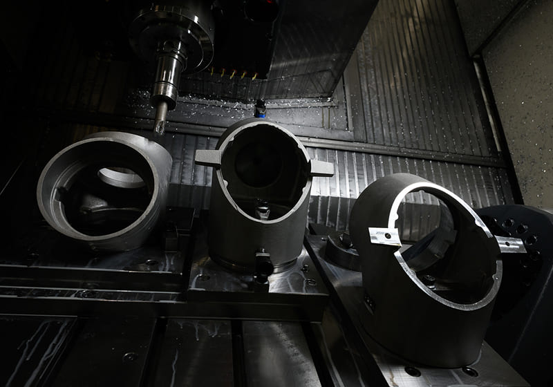 5軸マシニングによる精密加工